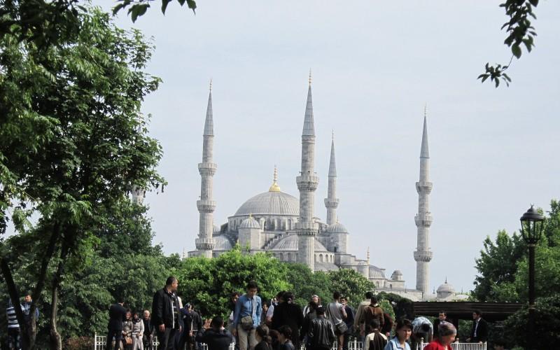 Голубая мечеть (мечеть Султанахмет) в Стамбуле Кто построил голубую мечеть